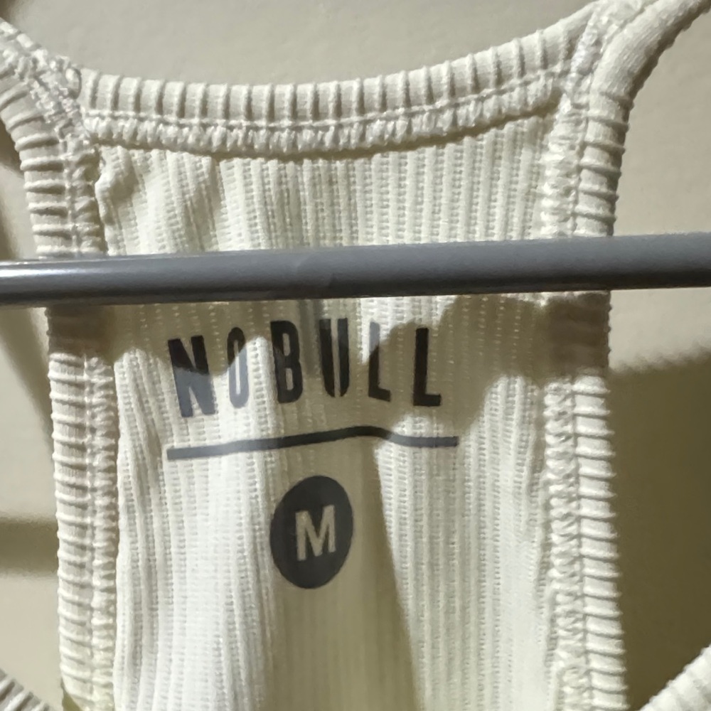 NOBULL Ribbed Cream Crop Top - Picture 3 of 3